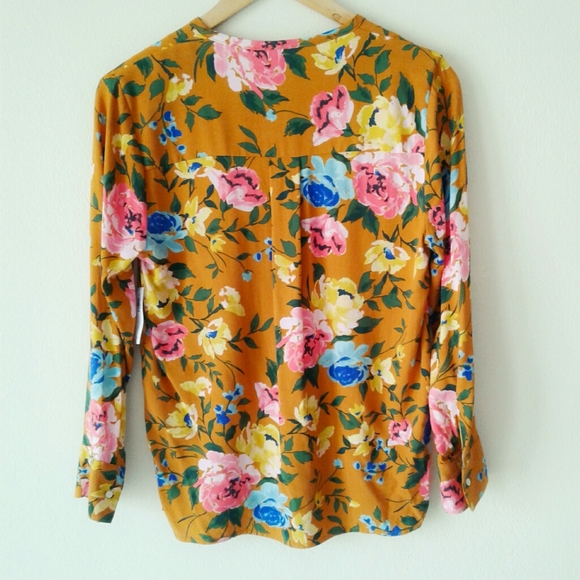 OLD NAVY Long Sleeve Daisy Yellow Floral Top XS - Picture 2 of 8
